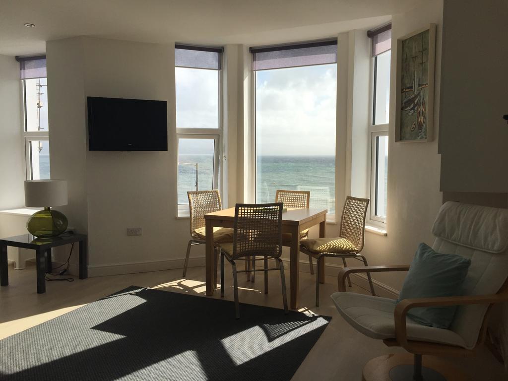 Marine Terrace Apartments Criccieth Exterior foto